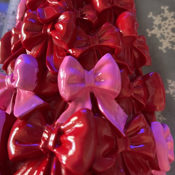 Cupcakes and Cashmere Red Pink Bow Christmas Tree - Picture 6 of 7